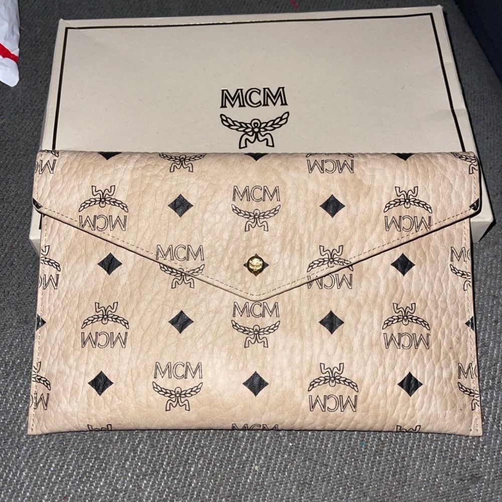 New MCM envelope clutch
